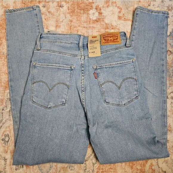 Levis 721 High Rise Skinny Ankle Jeans - Picture 7 of 7